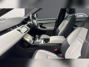 Used Land Rover Range Rover Evoque 2021 for sale - 77998210: Photo