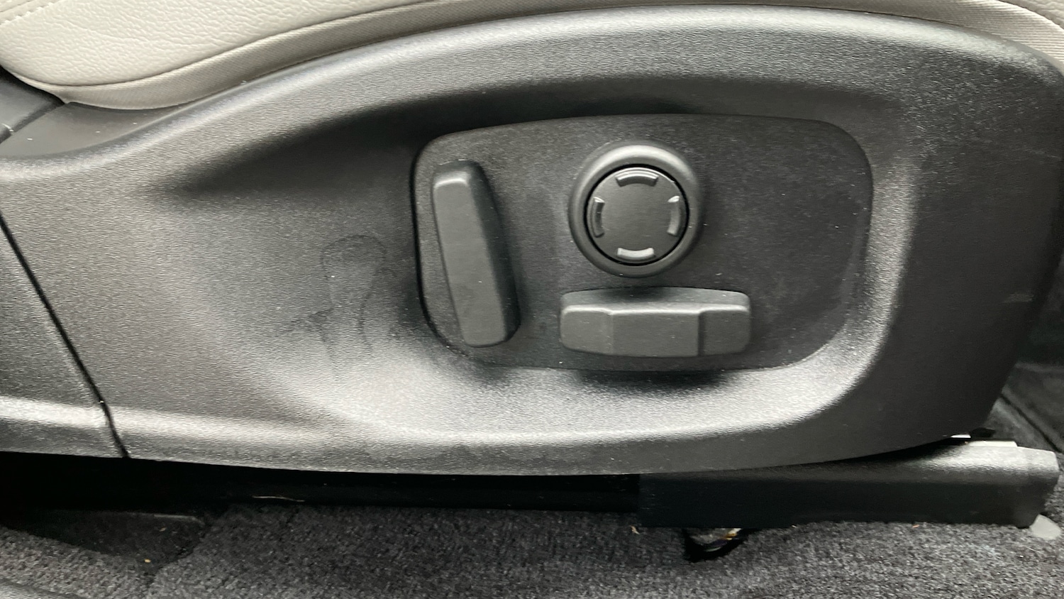 Used Jaguar E-Pace 2022 for sale - 77812847: Photo 31