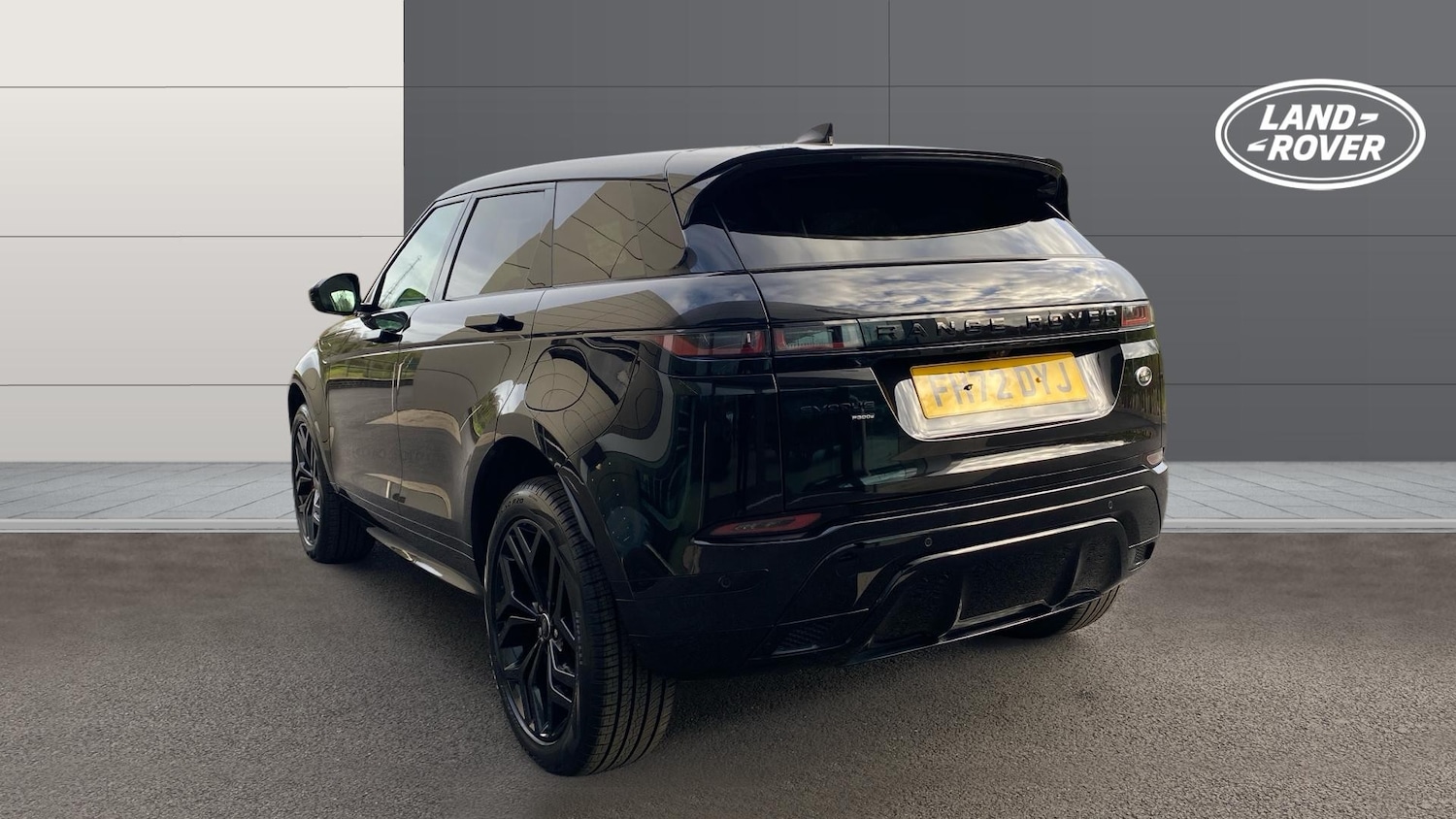 Used Land Rover Range Rover Evoque 2023 for sale - 78012613: Photo 2