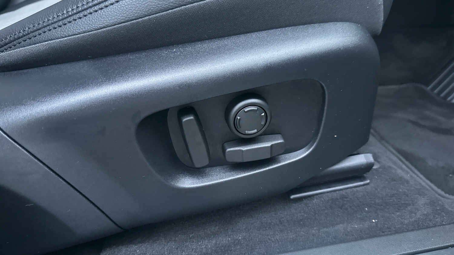 Used Land Rover Range Rover Evoque 2025 for sale - 77078981: Photo 28