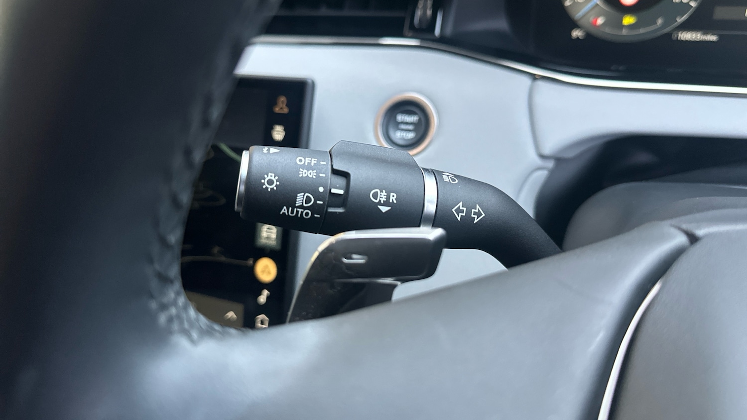 Used Land Rover Range Rover Evoque 2025 for sale - 77078981: Photo 33