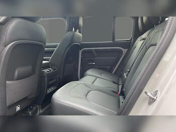 Used Land Rover Defender 2025 for sale - 78107215: Photo