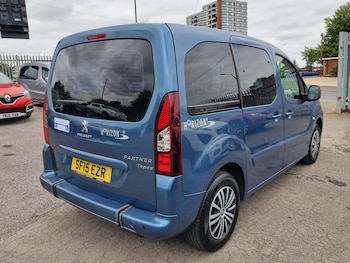 Used Peugeot Partner Tepee 2015 for sale - 75611905: Photo
