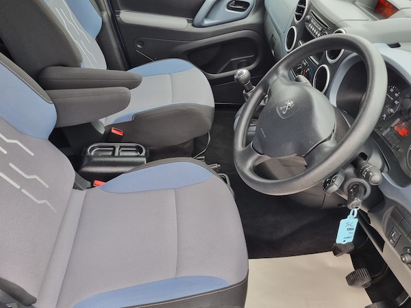 Used Peugeot Partner Tepee 2015 for sale - 75611905: Photo 7