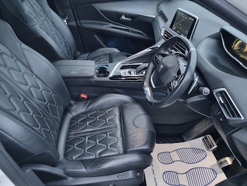 Used Peugeot 3008 2017 for sale - 76552106: Photo