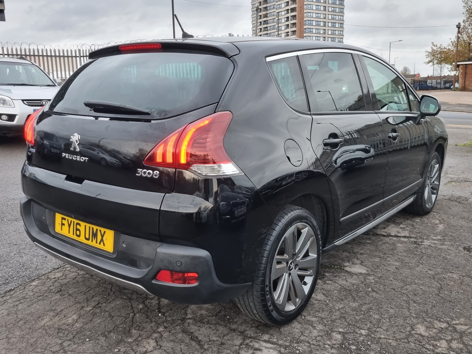 Used Peugeot 3008 2016 for sale - 76552113: Photo 4