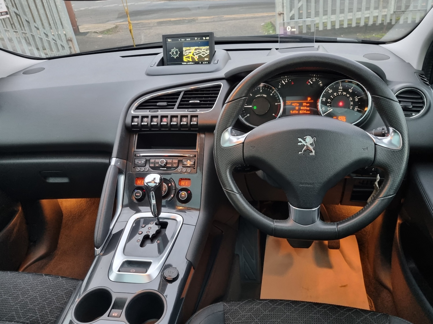 Used Peugeot 3008 2016 for sale - 76552113: Photo 7