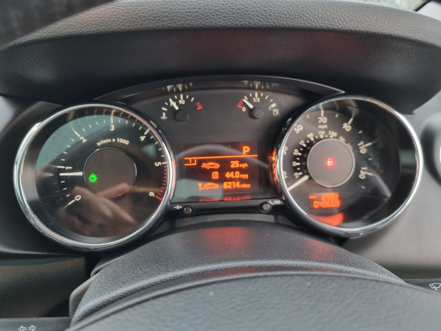 Used Peugeot 3008 2016 for sale - 76552113: Photo 8