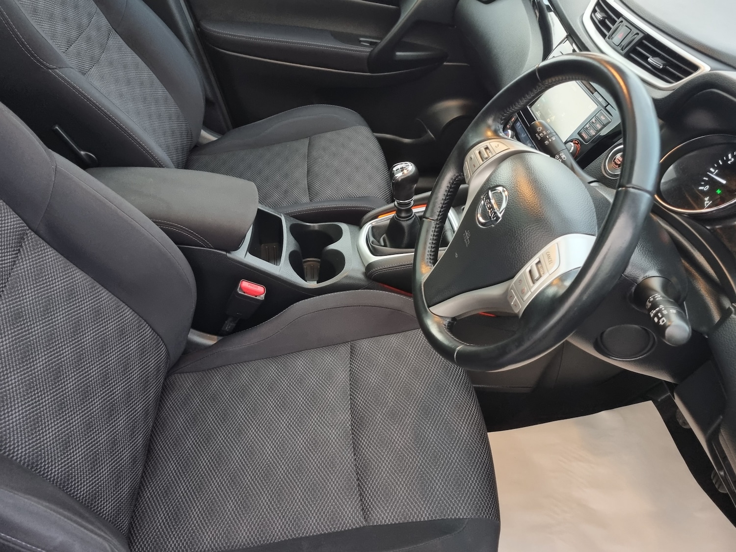 Used Nissan Qashqai 2015 for sale - 76616870: Photo 12