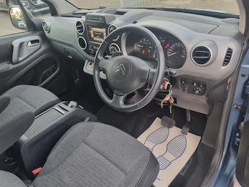 Used Citroen Berlingo 2015 for sale - 76015373: Photo