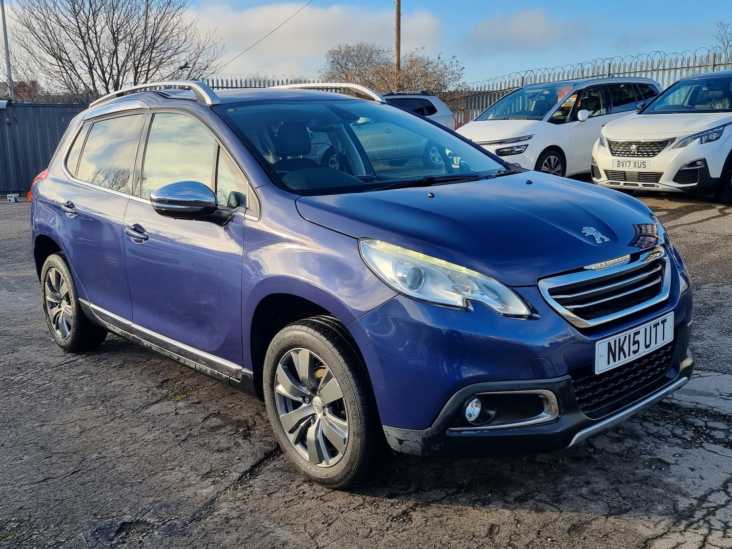 Used Peugeot 2008 2015 for sale - 76804328: Photo 1