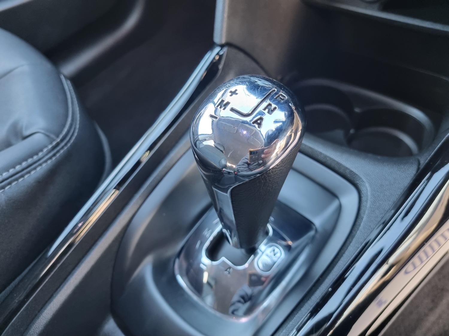 Used Peugeot 2008 2015 for sale - 76804328: Photo 12