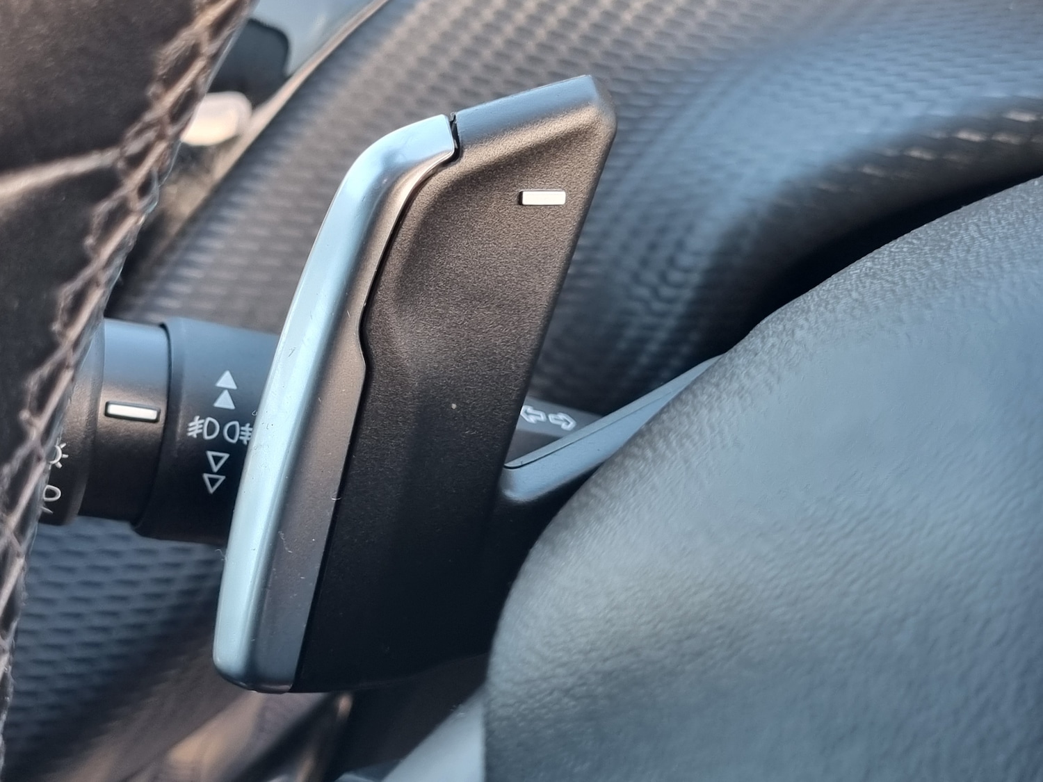 Used Peugeot 2008 2015 for sale - 76804328: Photo 15