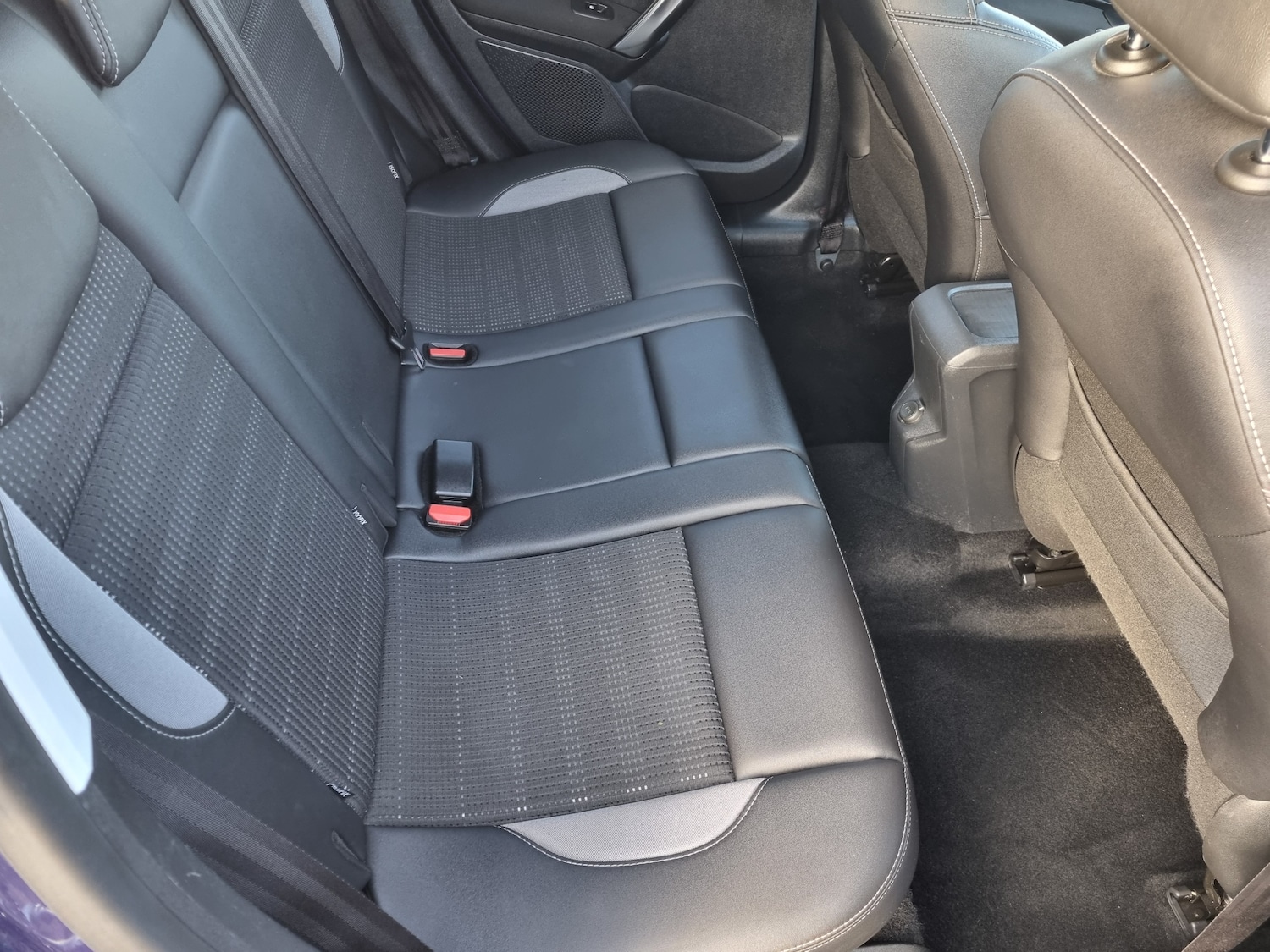 Used Peugeot 2008 2015 for sale - 76804328: Photo 19