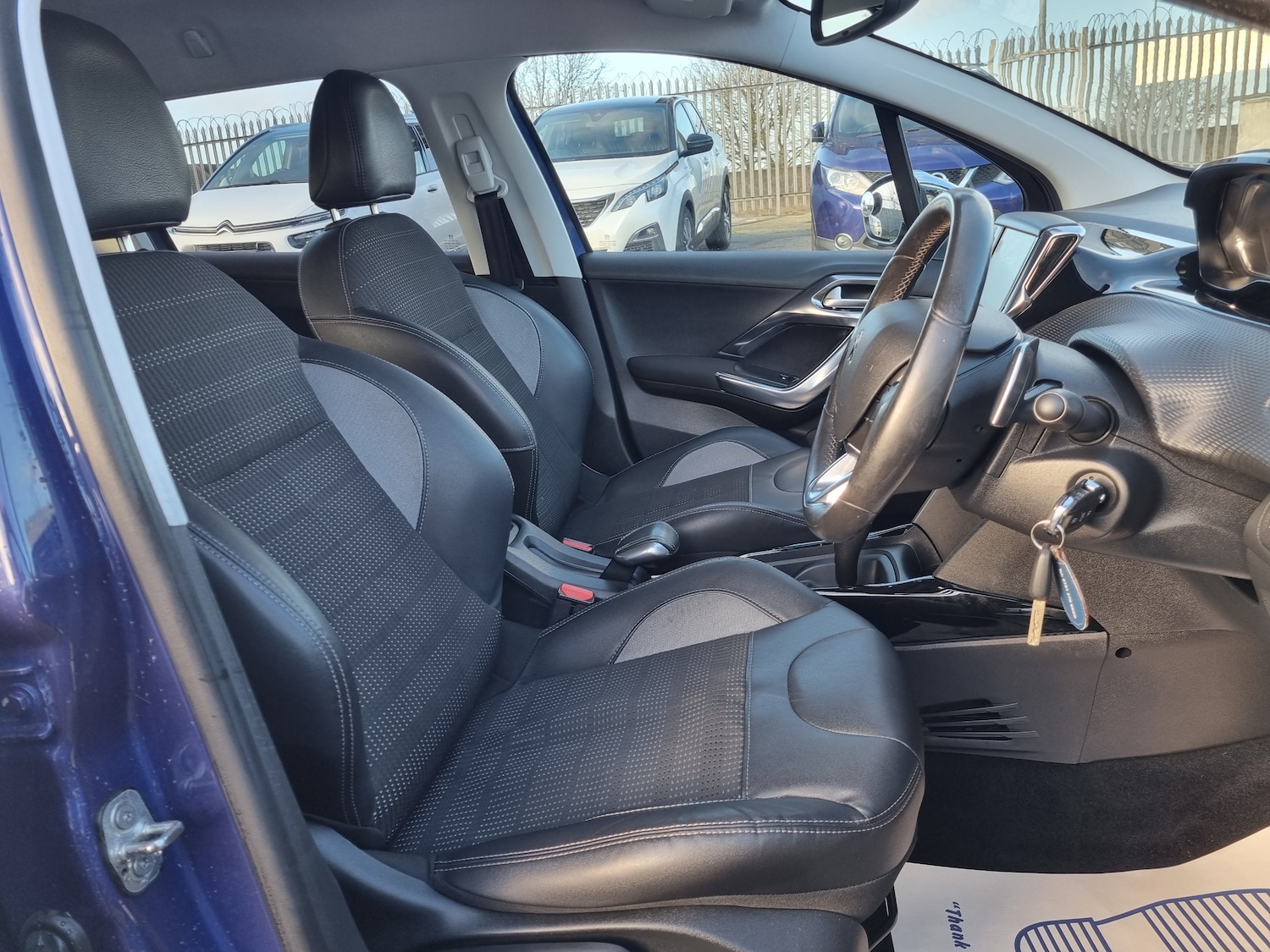 Used Peugeot 2008 2015 for sale - 76804328: Photo 7