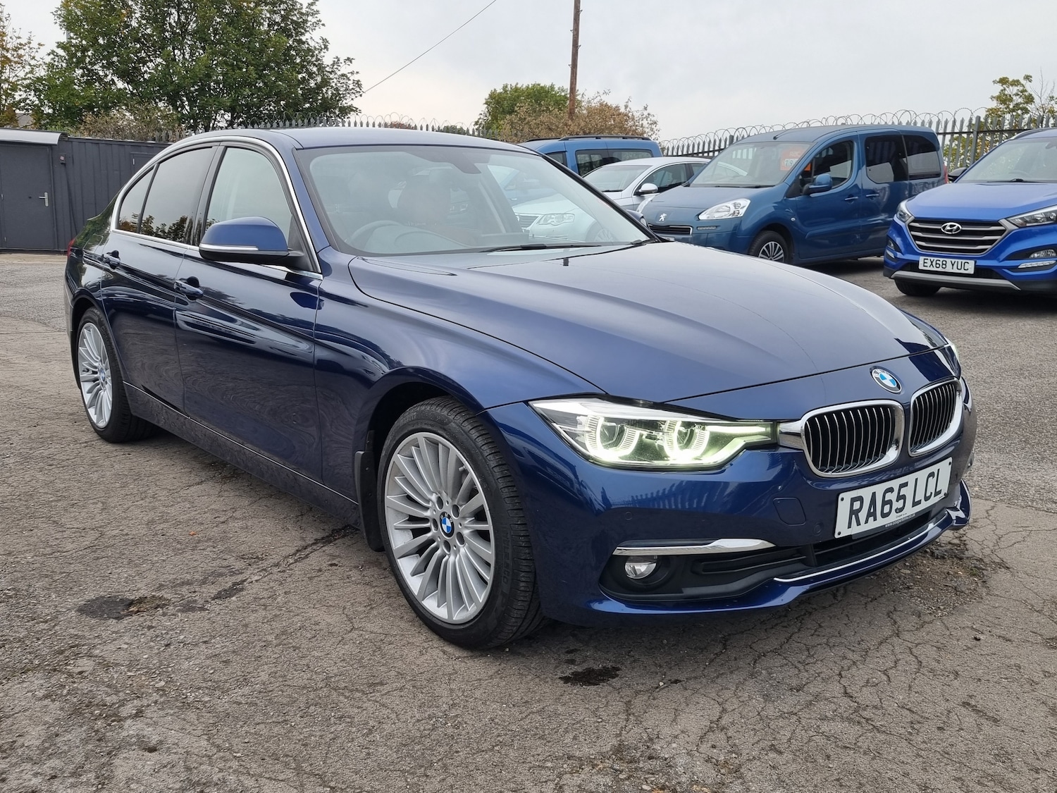 Used BMW 3 Series 2015 for sale - 76313794: Photo 1