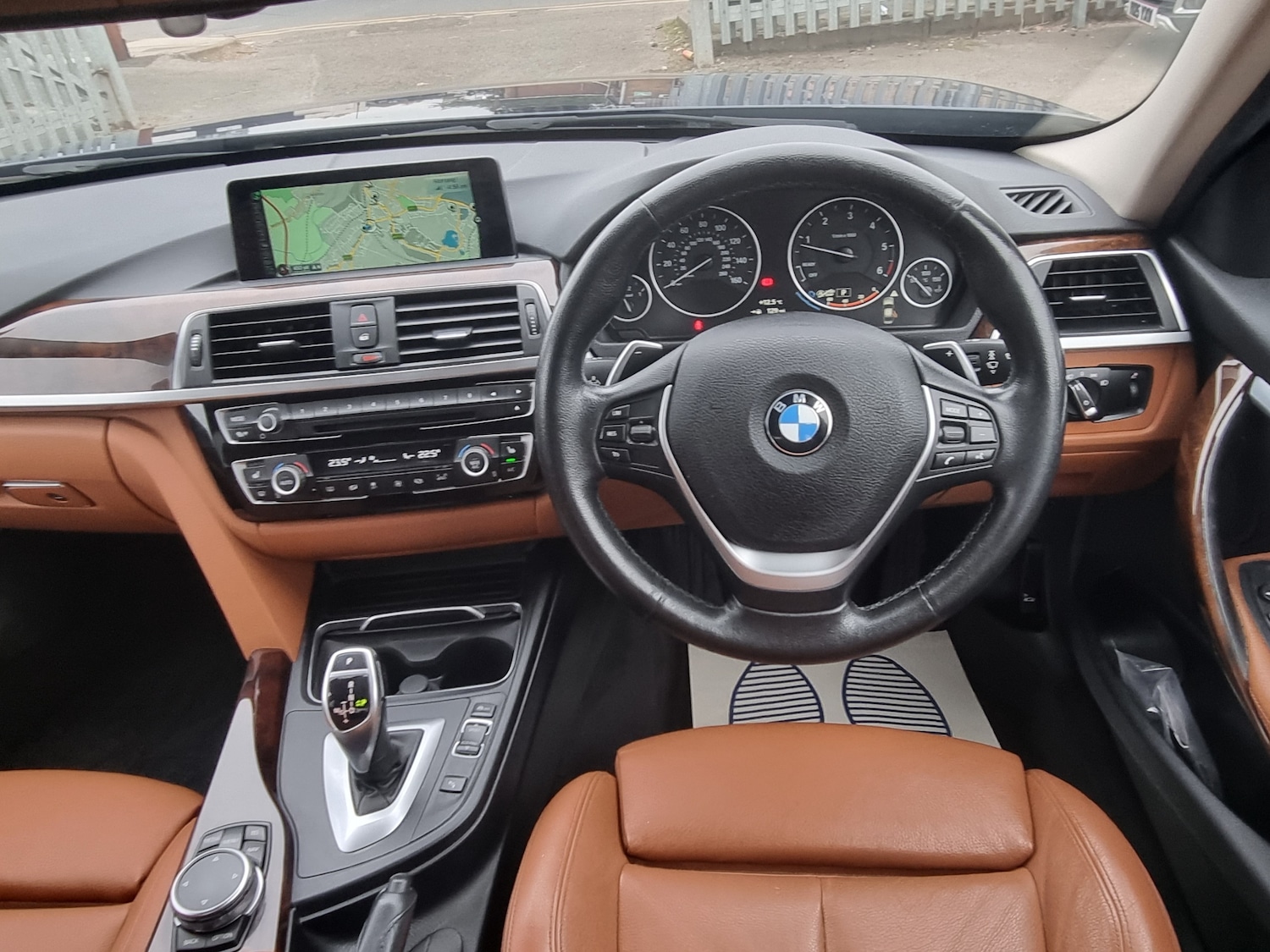 Used BMW 3 Series 2015 for sale - 76313794: Photo 13