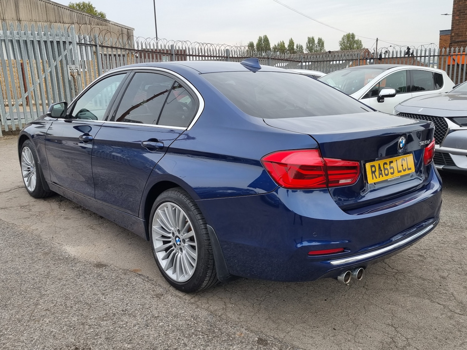 Used BMW 3 Series 2015 for sale - 76313794: Photo 6