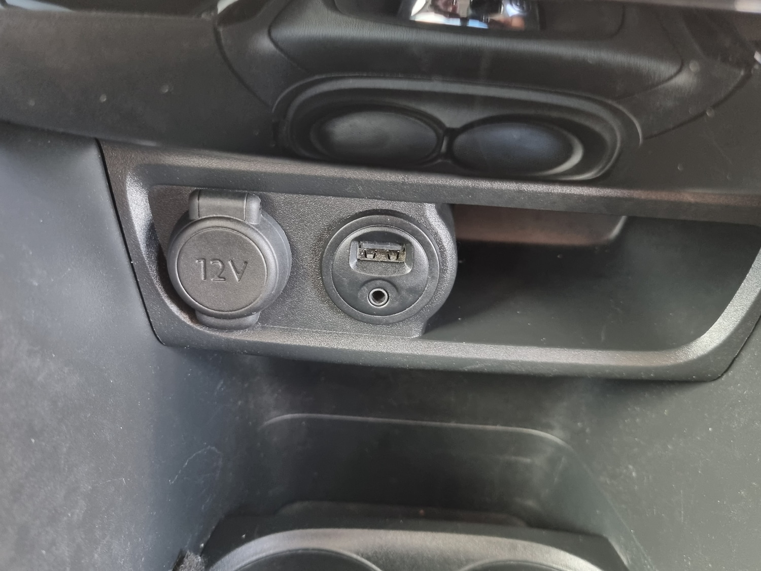 Used Peugeot 2008 2015 for sale - 76625559: Photo 13