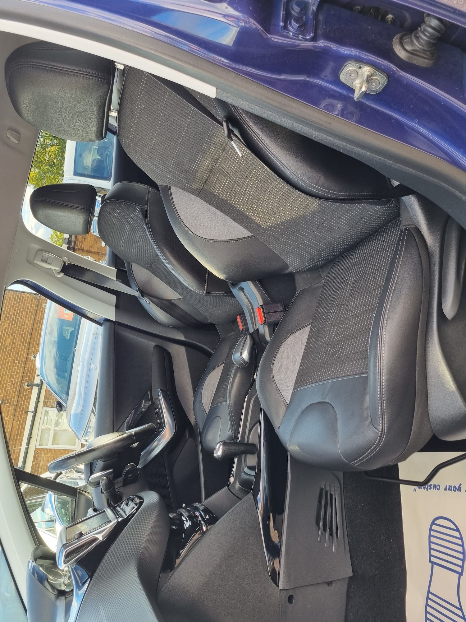 Used Peugeot 2008 2015 for sale - 76625559: Photo 15