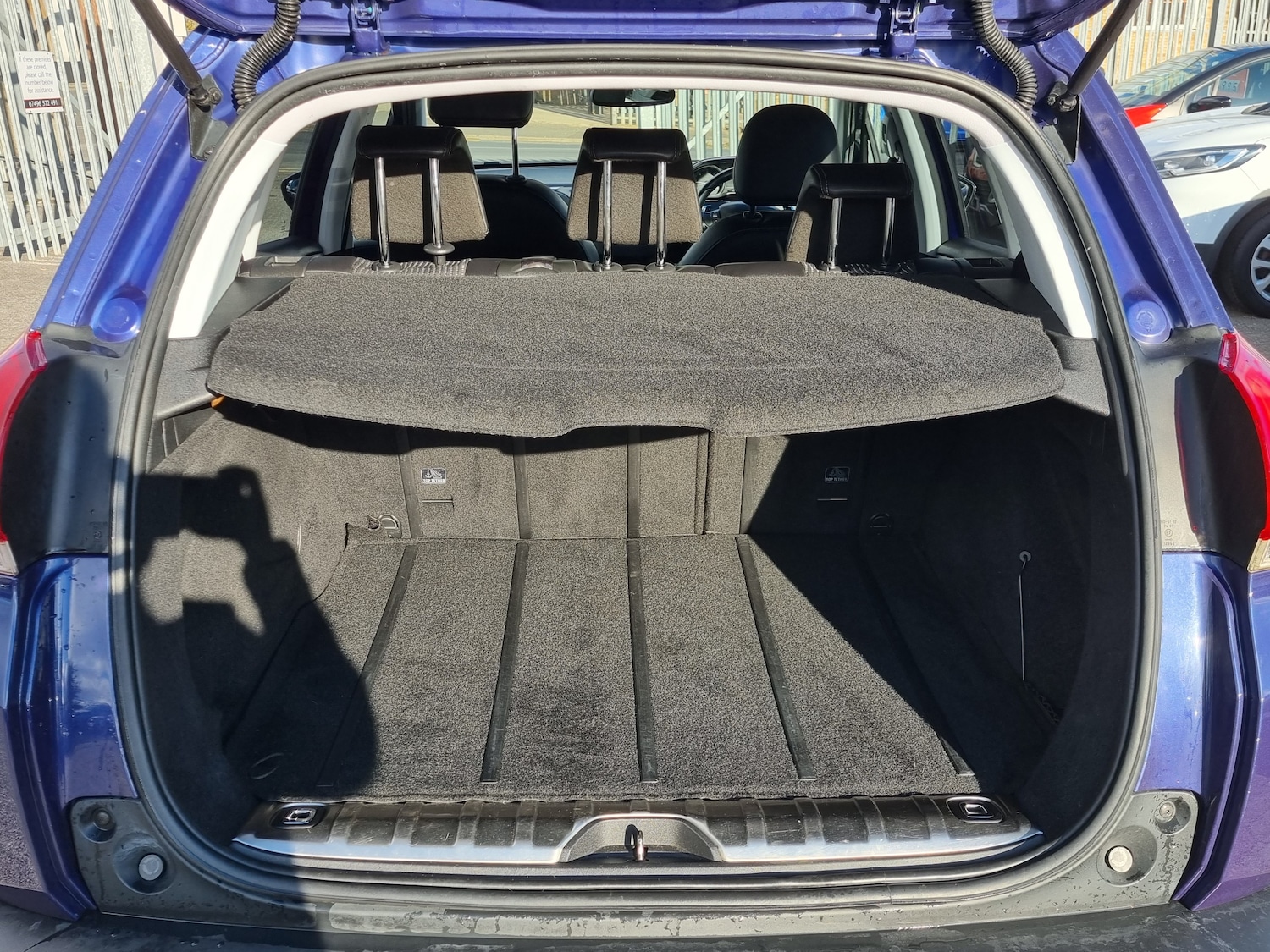 Used Peugeot 2008 2015 for sale - 76625559: Photo 18