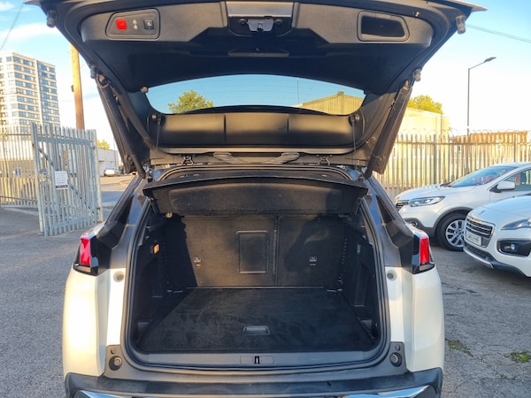 Used Peugeot 3008 2017 for sale - 76191402: Photo 27