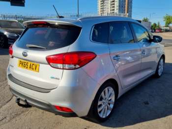 Used Kia Carens 2015 for sale - 74687924: Photo