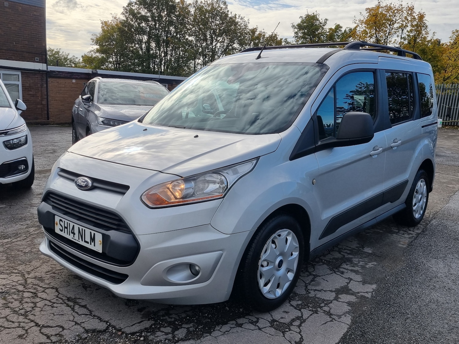Used Ford Tourneo Connect 2014 for sale - 76376796: Photo 3