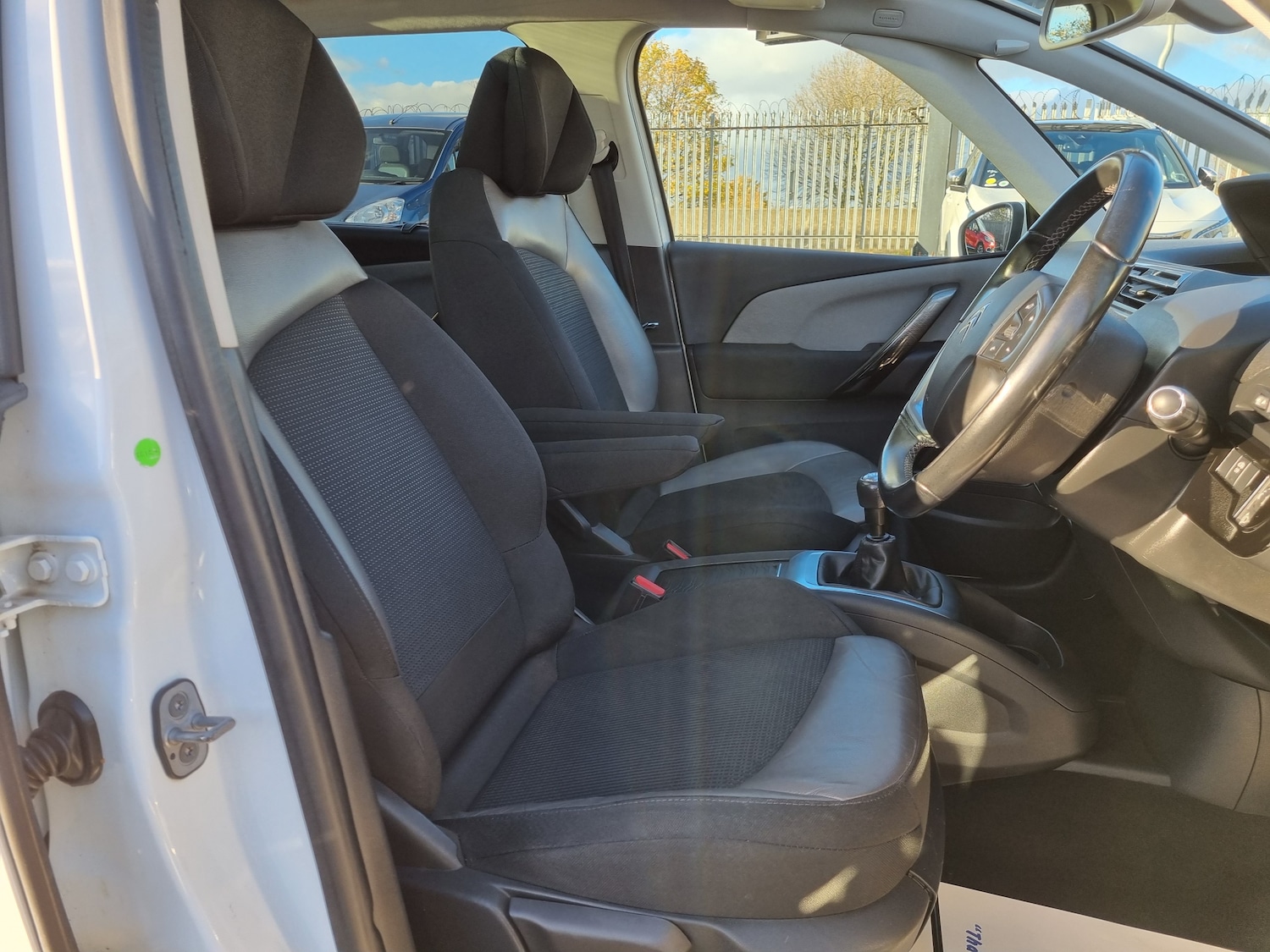 Used Citroen C4 Grand Picasso 2017 for sale - 76528751: Photo 7