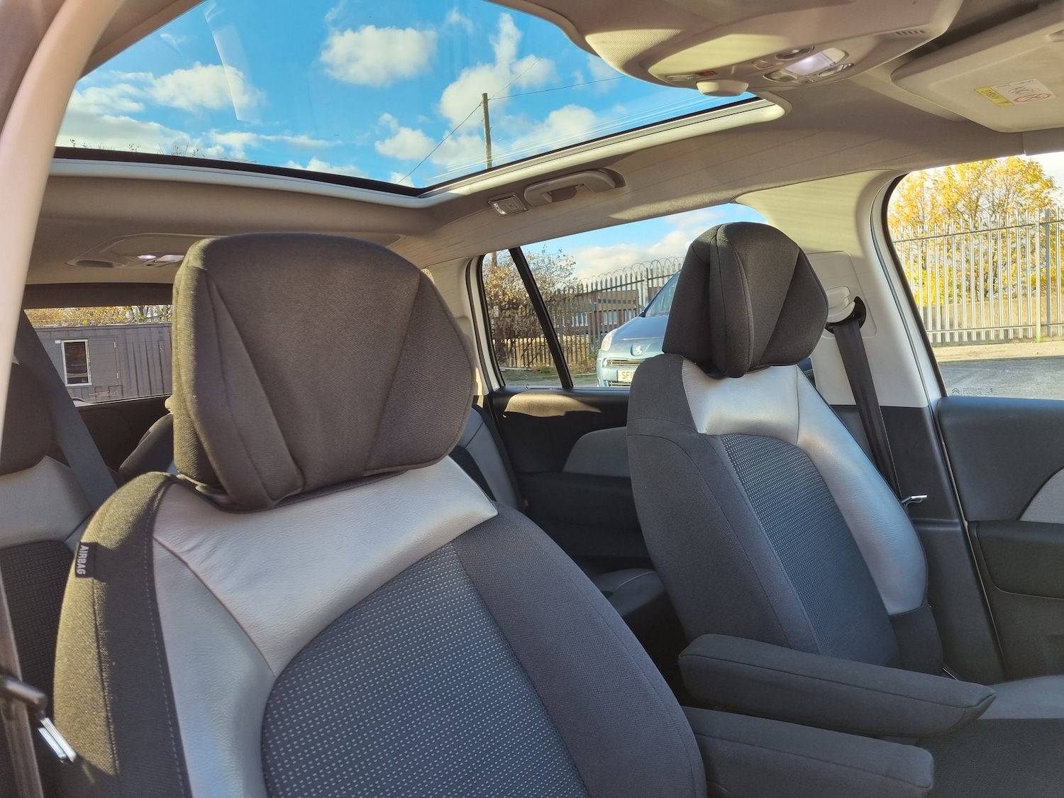 Used Citroen C4 Grand Picasso 2017 for sale - 76528751: Photo 8