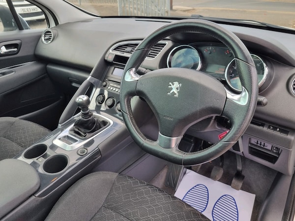 Used Peugeot 3008 2015 for sale - 75054688: Photo 2