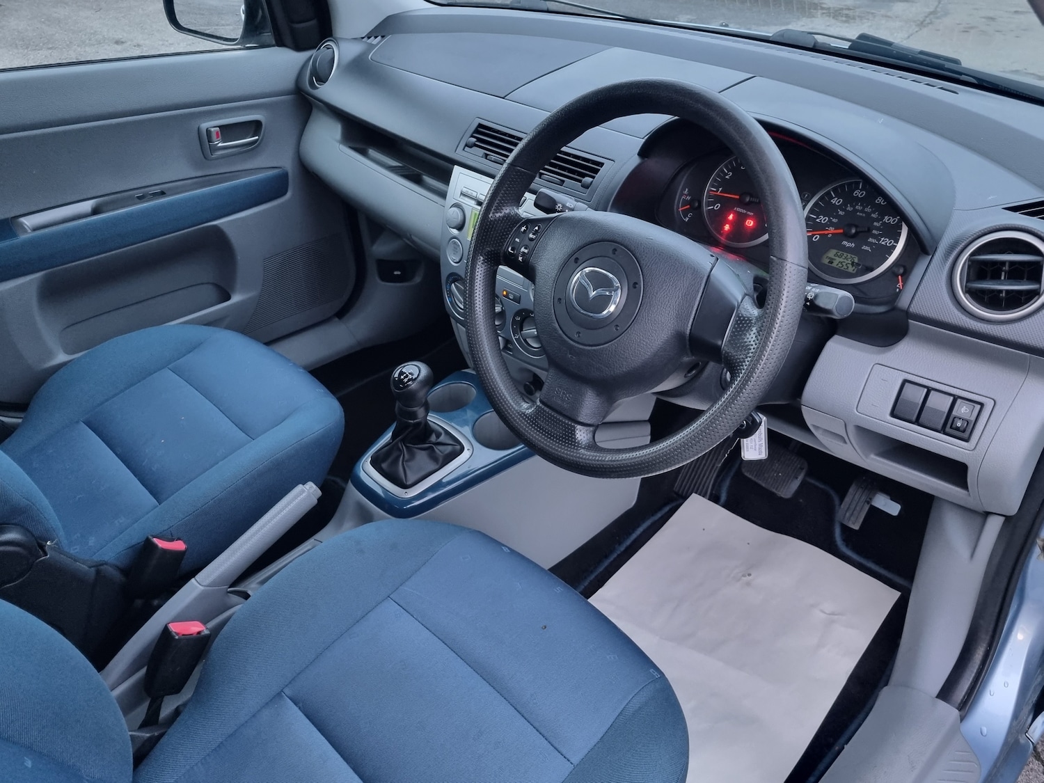 Used Mazda Mazda2 2005 for sale - 76586768: Photo 2