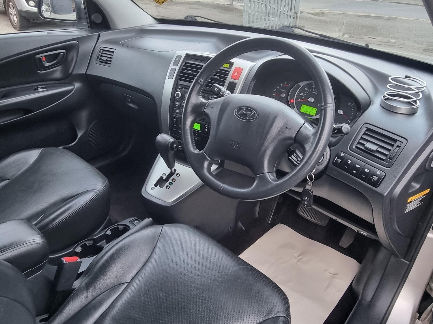 Used Hyundai TUCSON 2009 for sale - 76623769: Photo 2