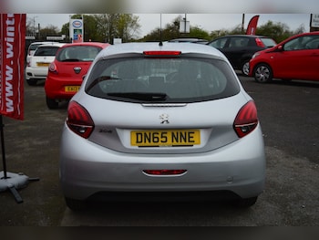 Used Peugeot 208 2015 for sale - 78078586: Photo