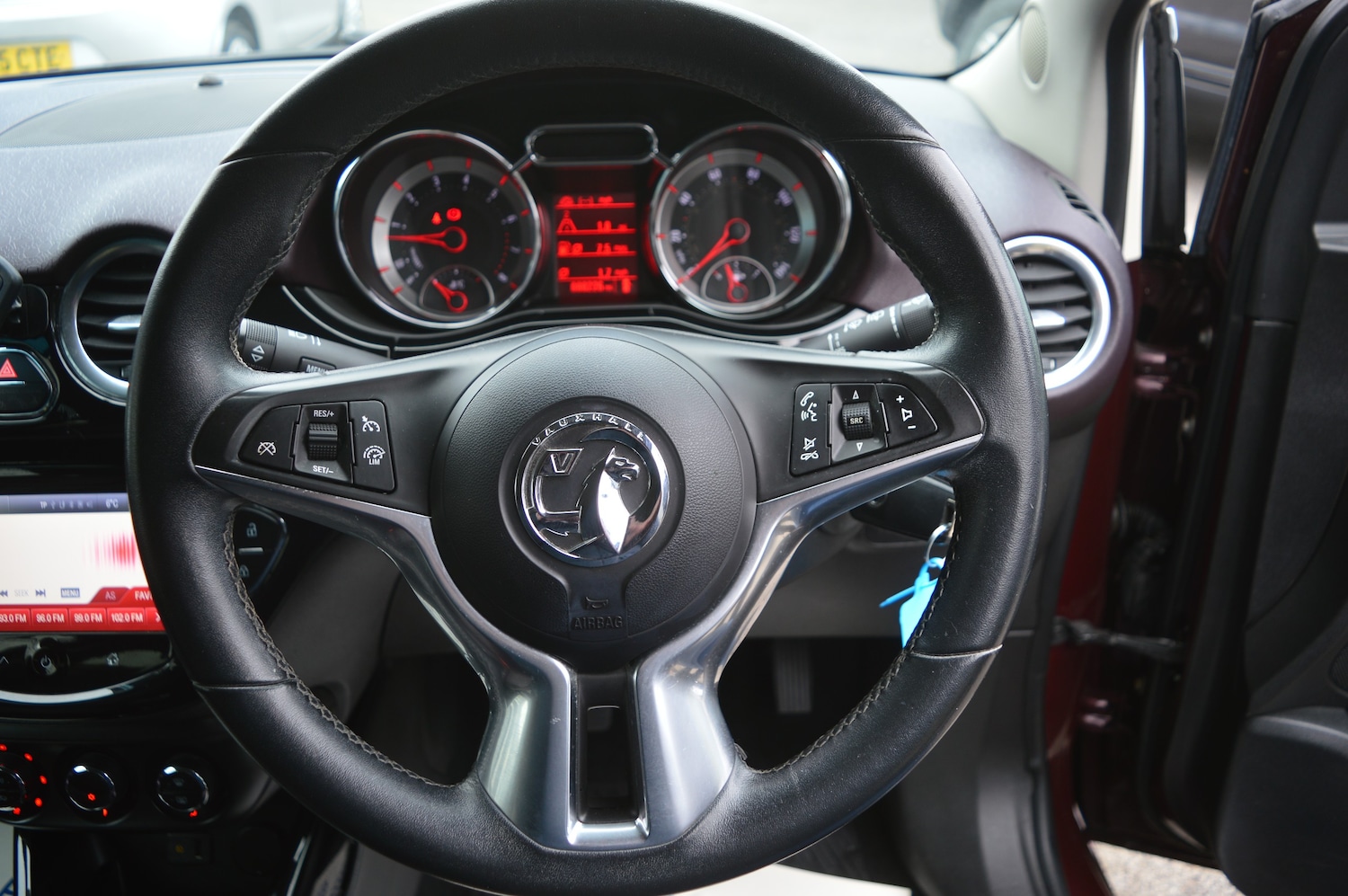 Used Vauxhall ADAM 2013 for sale - 78210536: Photo 3