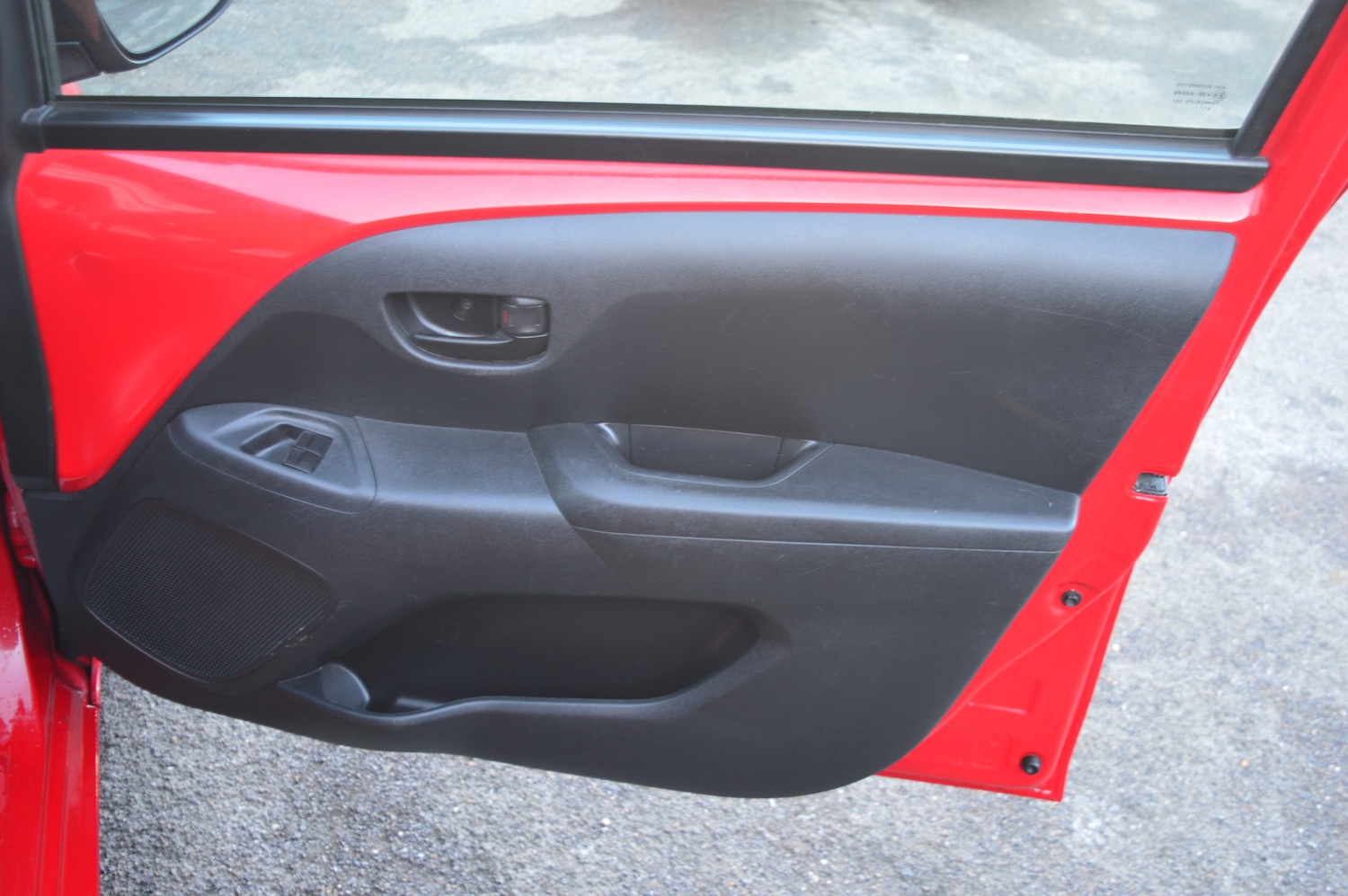 Used Toyota AYGO 2015 for sale - 76635041: Photo 10