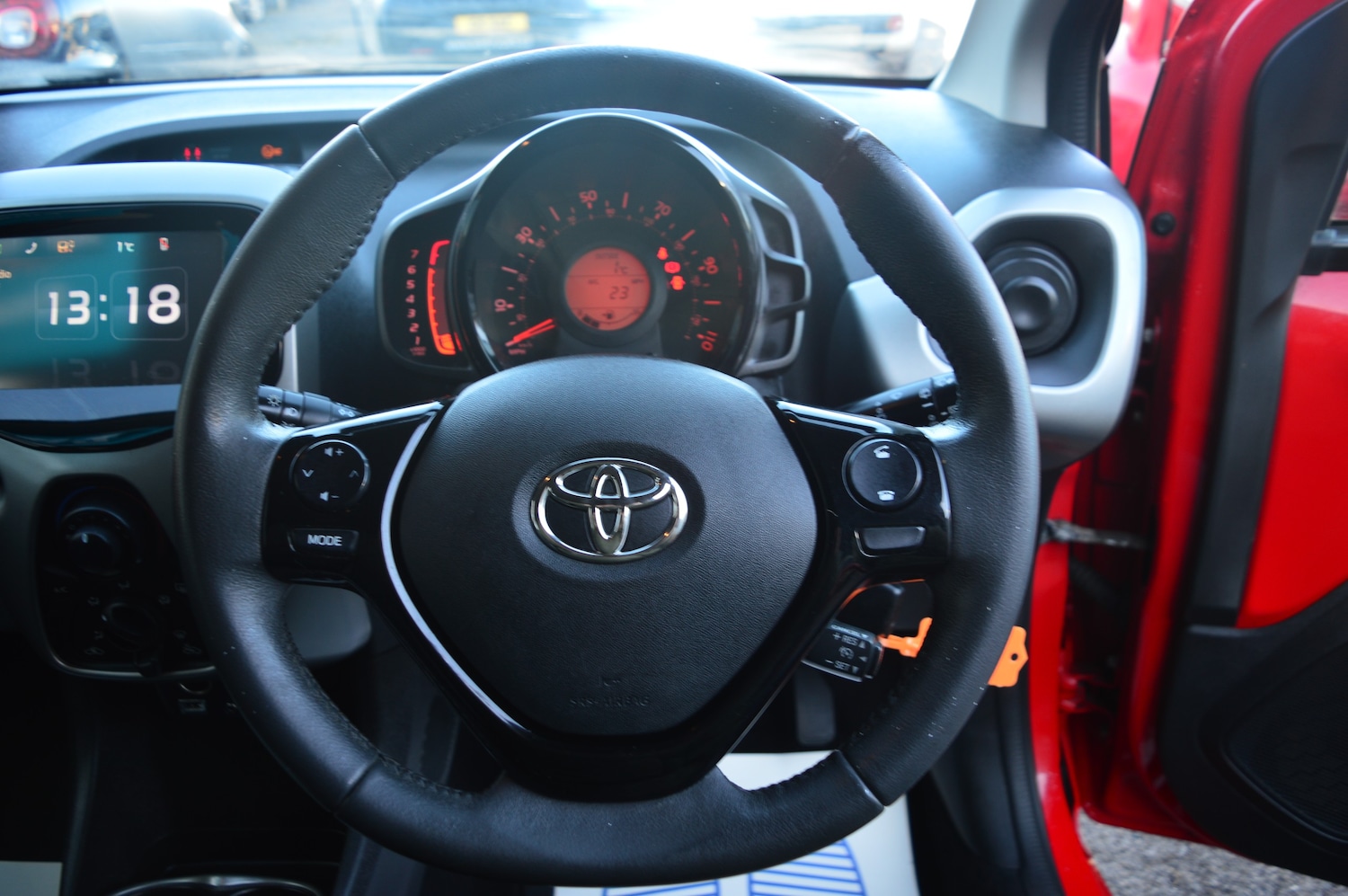 Used Toyota AYGO 2015 for sale - 76635041: Photo 3
