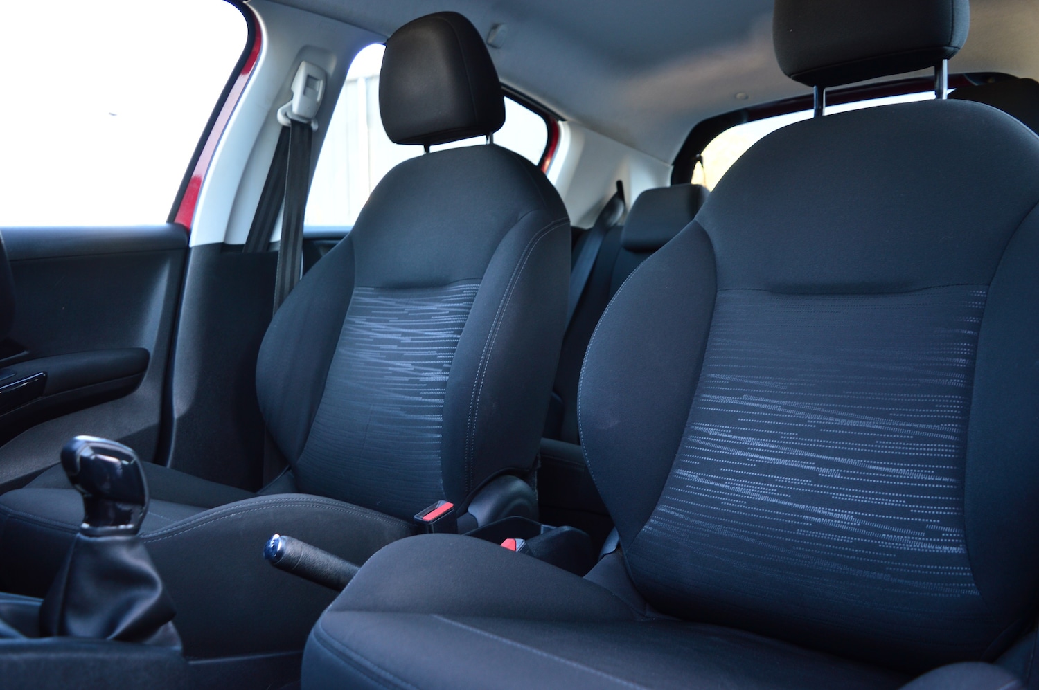 Used Peugeot 208 2013 for sale - 77976112: Photo 6