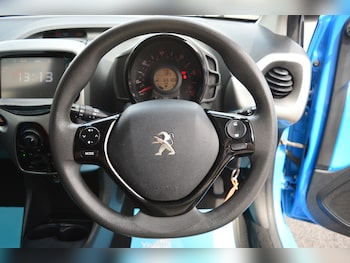 Used Peugeot 108 2015 for sale - 79059932: Photo