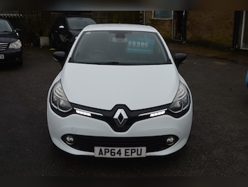 Used Renault Clio 2015 for sale - 77582531: Photo