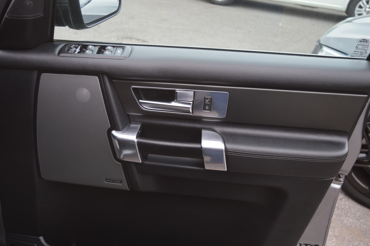 Used Land Rover Discovery 4 2012 for sale - 76299842: Photo 12