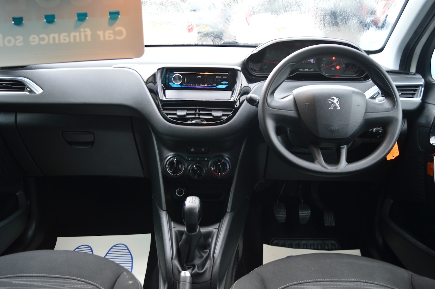 Used Peugeot 208 2015 for sale - 77608046: Photo 3
