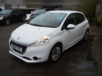 Used Peugeot 208 2015 for sale - 77608046: Photo