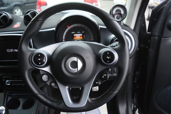 Used smart fortwo 2018 for sale - 76246078: Photo 3