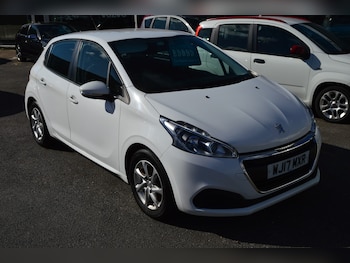 Peugeot - 208
