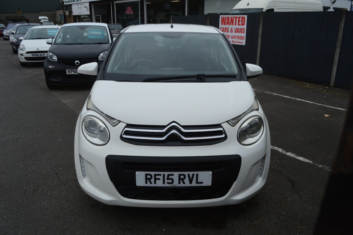 Used Citroen C1 2015 for sale - 76232306: Photo 2
