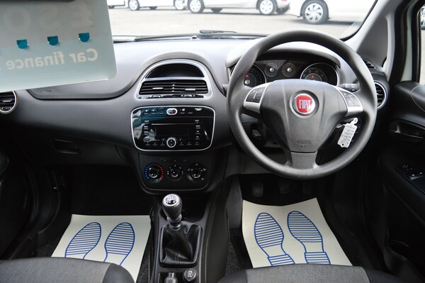 Used Fiat Punto 2016 for sale - 75421726: Photo 3