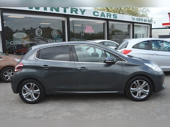 Used Peugeot 208 2015 for sale - 78345429: Photo