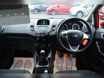Used Ford Fiesta 2015 for sale - 79724652: Photo