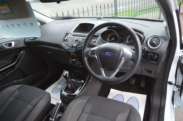 Used Ford Fiesta 2013 for sale - 76273822: Photo 3